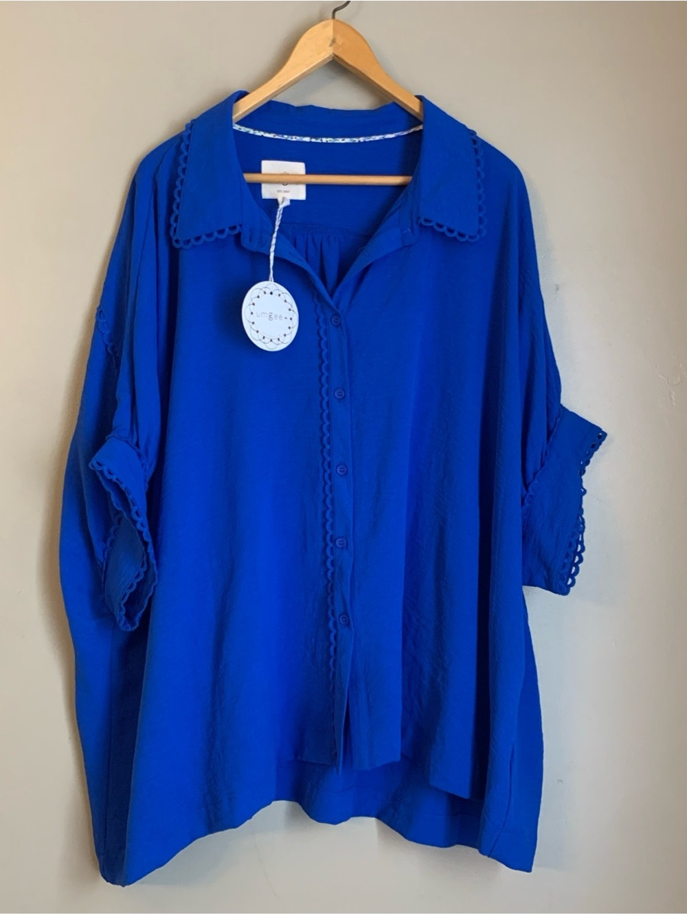Umgee Women's 2x Blouse Blue Oversized Poncho Sleeve Top NWT Boho